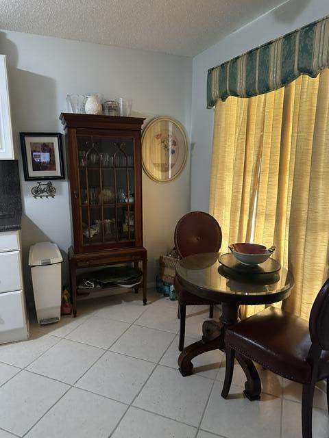2 bedroom Villa at 8875 Warwick Drive, Boca Lakes Condo, Boca Raton — photo 5