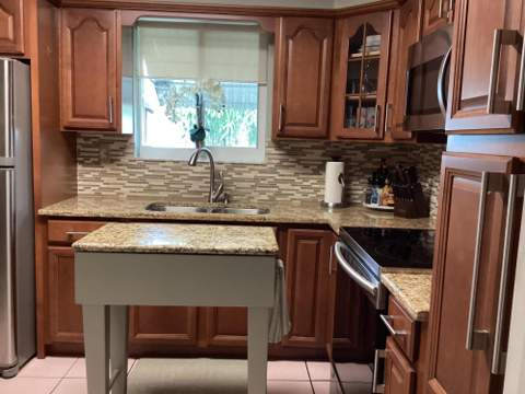 720 SW 69th Avenue, Pembroke Pines FL - photo 9 of 27