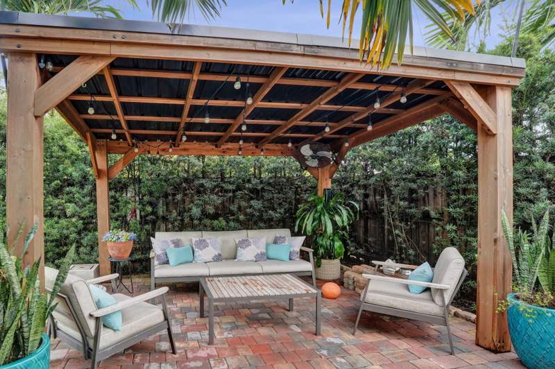 2 bedroom Single Family Residence at 800 N 59th Avenue #1-2, Hollywood Beach Gardens, Hollywood — photo 4