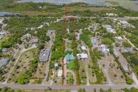12417 S Indian River Drive, Jensen Beach FL - photo 7 of 27