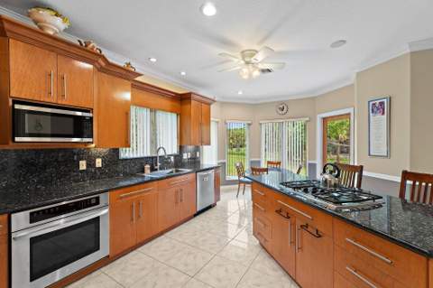 16915 62nd Road, Loxahatchee FL - photo 11 of 38