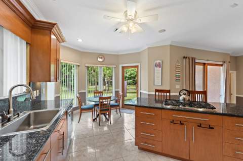 16915 62nd Road, Loxahatchee FL - photo 10 of 38