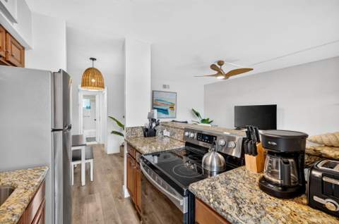 3232 Canal Drive, Pompano Beach FL - photo 23 of 54