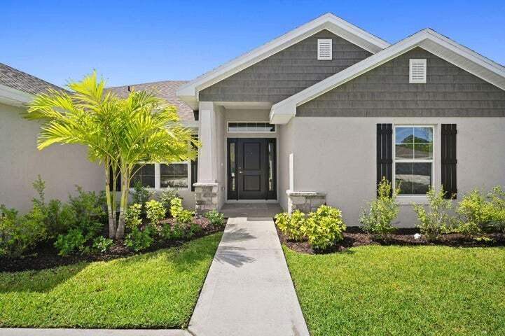 4 bedroom Single Family Residence at 8331 Amalfi Circle, Waterstone Phase Three, Fort Pierce — photo 2