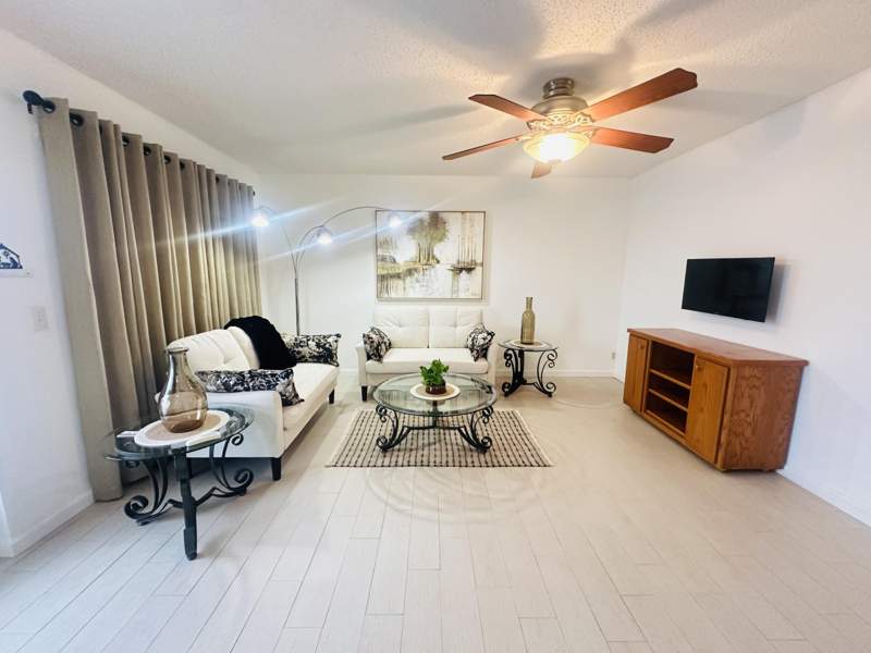 2 bedroom Condominium at 371 Markham Q, Century Village, Deerfield Beach — photo 5