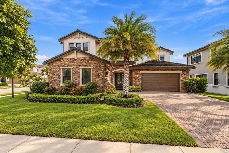 5 bedroom Single Family Residence at 10982 Pinnacle Way, Watercrest-42 Acres, Parkland — photo 2