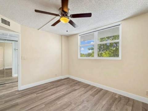 114 Royal Pk Drive #3A, Oakland Park FL - photo 18 of 33