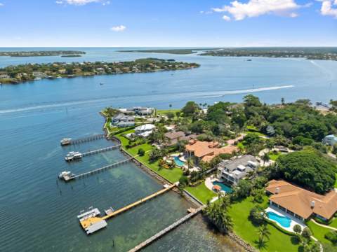 4089 SE Old Saint Lucie Boulevard, Stuart FL - photo 11 of 34