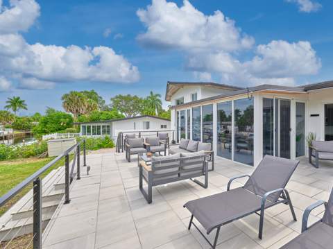 2426 Key Largo Lane, Fort Lauderdale FL - photo 18 of 107