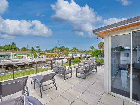 2426 Key Largo Lane, Fort Lauderdale FL - photo 19 of 107