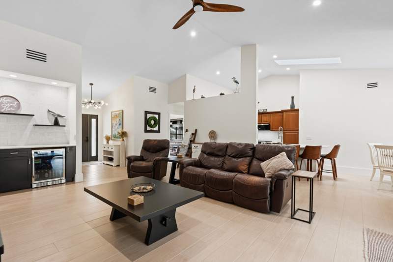 3 bedroom Single Family Residence at 1873 SW Hunters Club Way, Hunters Creek, Palm City — photo 5