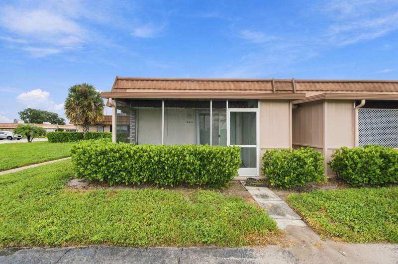 1 bedroom Condominium at 334 Seville N, Kings Point, Delray Beach — photo 5