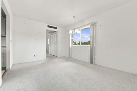 334 Seville N, Delray Beach FL - photo 17 of 37