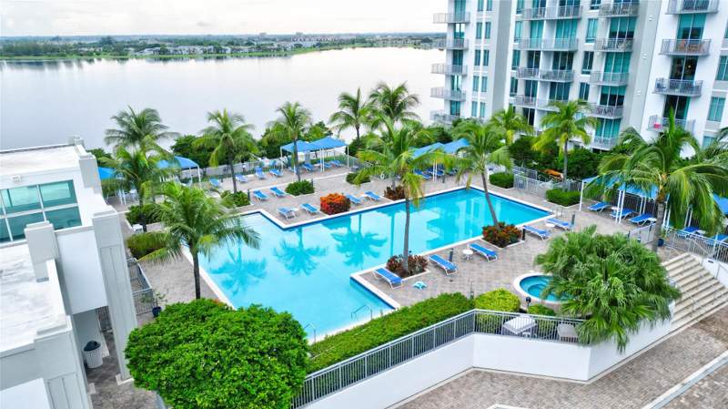 1 bedroom Condominium at 300 S Australian Avenue #408, Edge Condo, West Palm Beach — photo 3