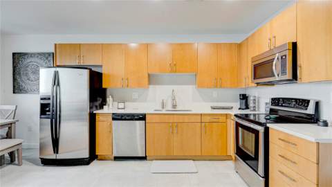 300 S Australian Avenue #408, West Palm Beach FL - photo 12 of 33