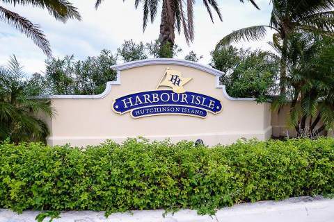 27 Harbour Isle Drive #305, Fort Pierce FL - photo 22 of 28