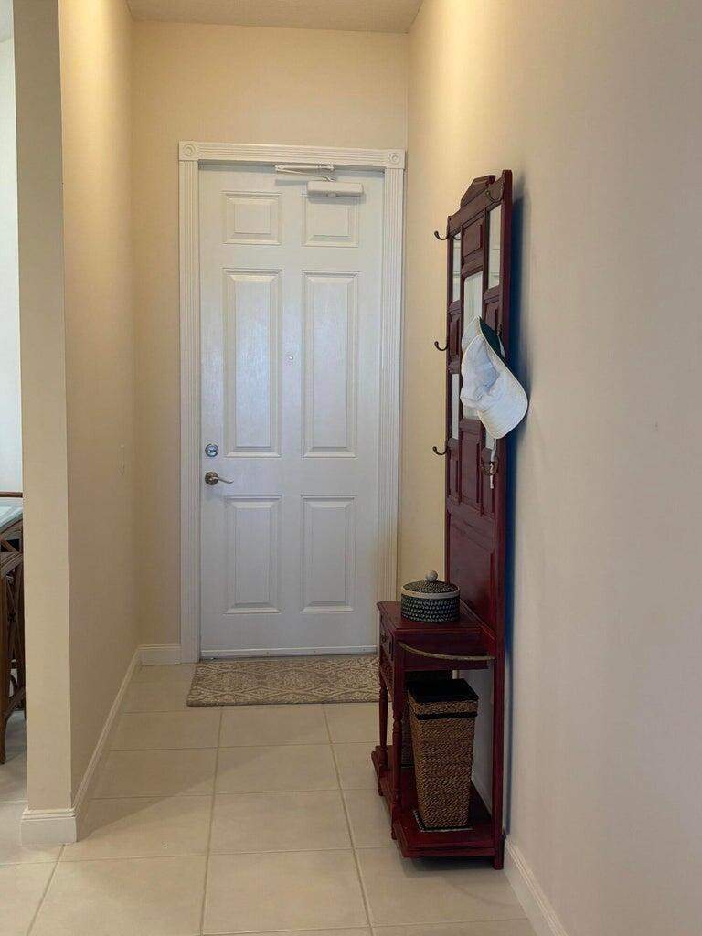 2 bedroom Condominium at 27 Harbour Isle Drive #305, Harbour Isle West, Fort Pierce — photo 2