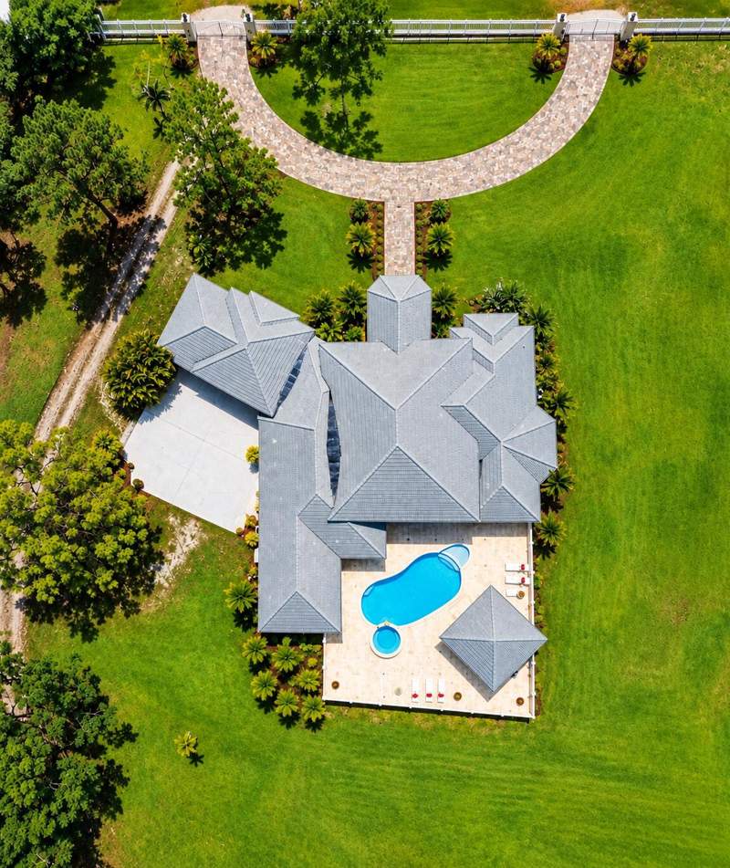 5 bedroom Single Family Residence at 2749 A Road, Loxahatchee Groves, Loxahatchee — photo 2