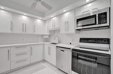 2000 S Ocean Boulevard #11M, Lauderdale-By-The-Sea FL - photo 15 of 55