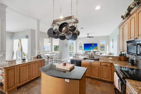 4971 NW Foxworth Avenue, Port St. Lucie FL - photo 16 of 55