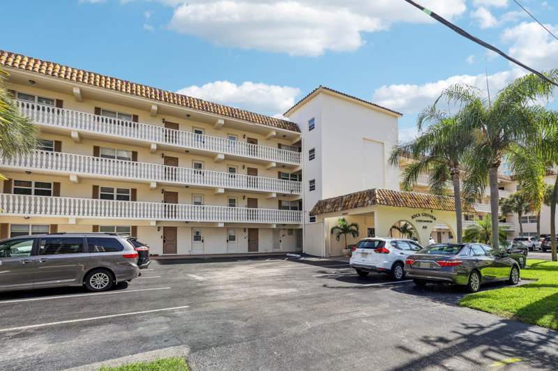2 bedroom Condominium at 200 E Royal Palm Road #3040, Boca Golfview Condo, Boca Raton — photo 3