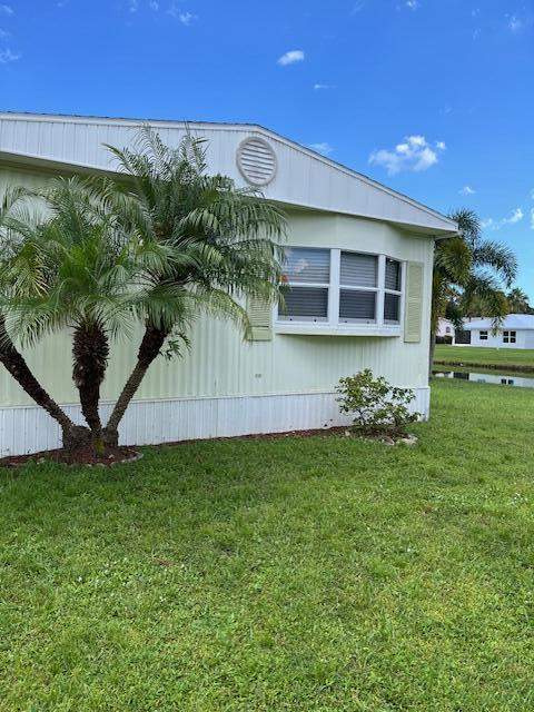 2 bedroom Manufactured Home at 7 La Paloma Lane, Spanish Lakes Riverfront, Port St. Lucie — photo 4