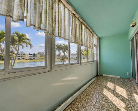 110 Wellington B, West Palm Beach FL - photo 10 of 19