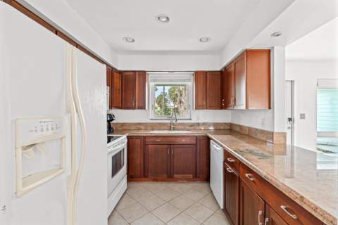 690 SE 5th Court, Pompano Beach FL - photo 20 of 45