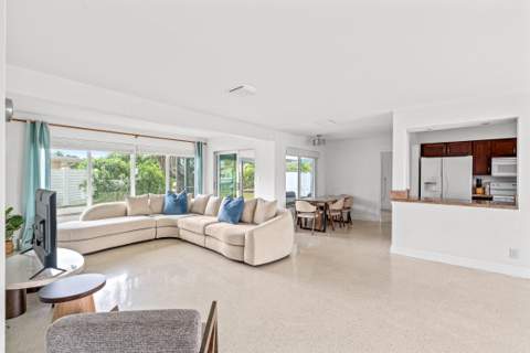 690 SE 5th Court, Pompano Beach FL - photo 7 of 45