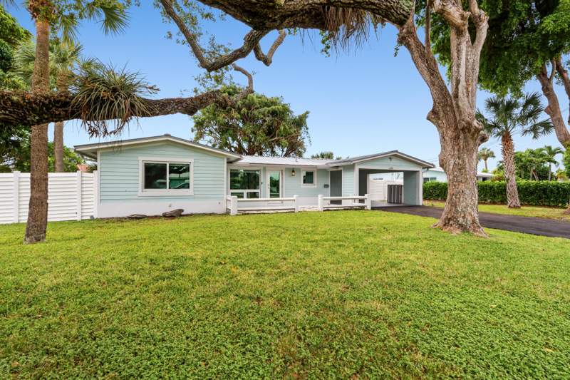 2 bedroom Single Family Residence at 690 SE 5th Court, Cypress Isles Estates 2nd Add, Pompano Beach — photo 4