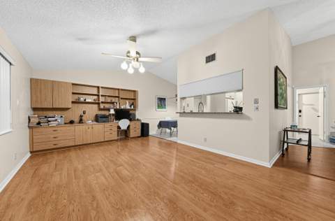 5628 Pleasant Valley Lane, Delray Beach FL - photo 19 of 39