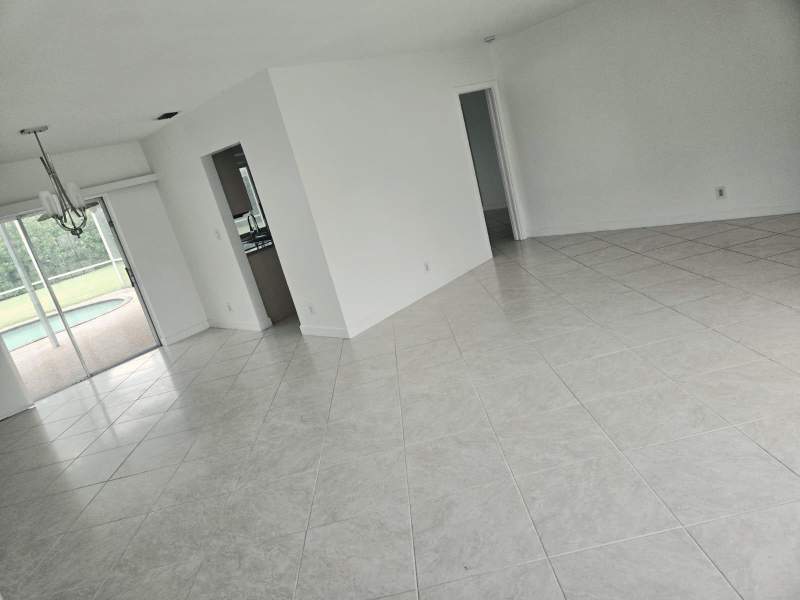 3 bedroom Single Family Residence at 1368 SW 13th Street, Boca Raton Square Unit 14, Boca Raton — photo 4