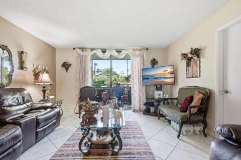 1000 Colony Point Circle #110, Pembroke Pines FL - photo 11 of 41