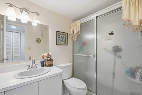 1000 Colony Point Circle #110, Pembroke Pines FL - photo 21 of 41