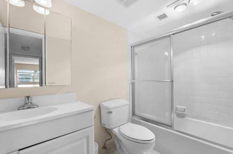 202 SE 10th Street #205, Dania Beach FL - photo 15 of 23