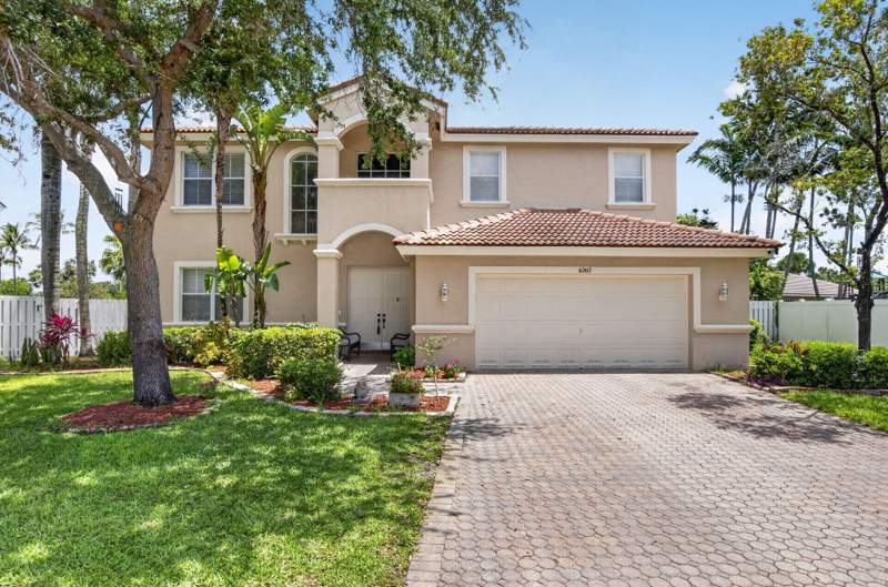 4 bedroom Single Family Residence at 6207 Shadow Tree Lane, Winston Trails Par 17, Lake Worth — photo 2