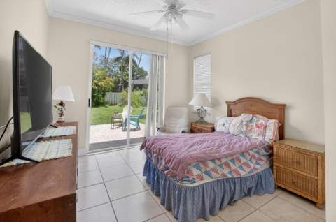 6207 Shadow Tree Lane, Lake Worth FL - photo 23 of 76
