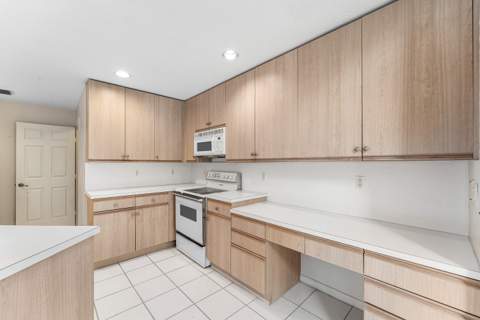 23350 Torre Circle, Boca Raton FL - photo 15 of 56