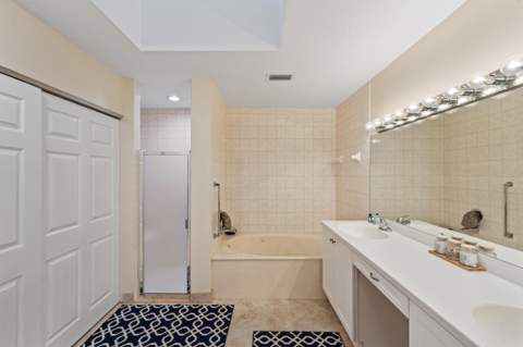 109 Half Moon Circle #C, Jupiter FL - photo 18 of 37