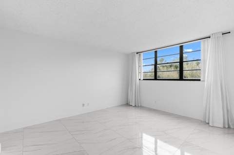2440 Deer Creek Country Club Boulevard #307-C, Deerfield Beach FL - photo 12 of 43