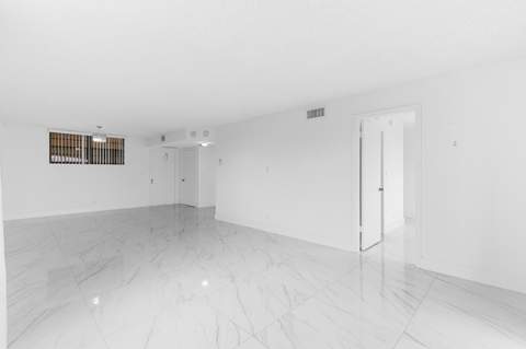 2440 Deer Creek Country Club Boulevard #307-C, Deerfield Beach FL - photo 6 of 43