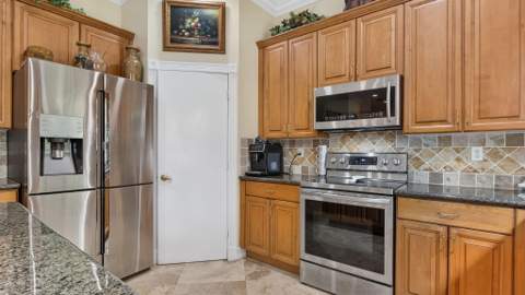 7652 NW 23rd Street, Pembroke Pines FL - photo 9 of 49