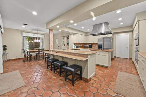 13885 Greentree Trail, Wellington FL - photo 19 of 52