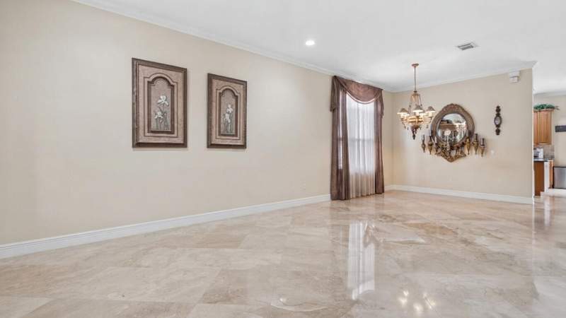4 bedroom Single Family Residence at 7652 NW 23rd Street, Walnut Creek, Pembroke Pines — photo 5