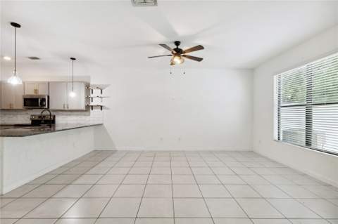 1002 Sweet Briar Lane, Riviera Beach FL - photo 17 of 38