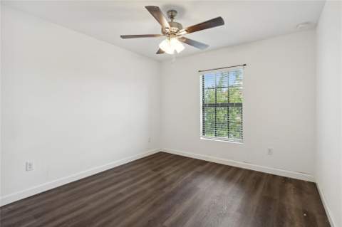 1002 Sweet Briar Lane, Riviera Beach FL - photo 19 of 38