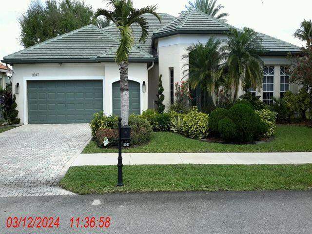 3 bedroom Single Family Residence at 8047 N Savannah Circle, Rolling Hills Golf & Tennis Club, Davie — photo 2