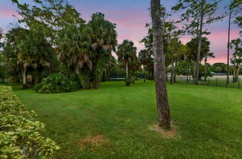 13885 Greentree Trail, Wellington FL - photo 9 of 52