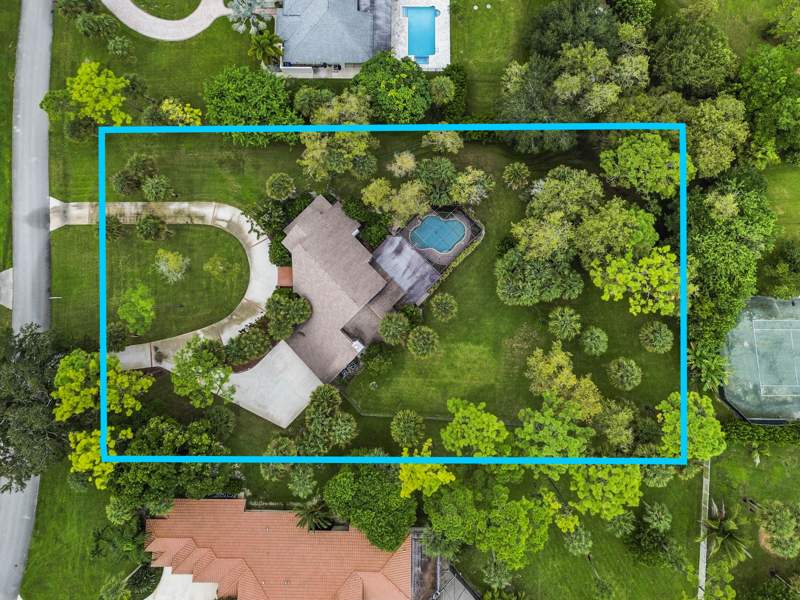 4 bedroom Single Family Residence at 13885 Greentree Trail, Pinewood, Wellington — photo 5