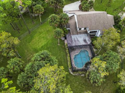 13885 Greentree Trail, Wellington FL - photo 7 of 52